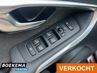 Volvo V-40 Cross Country 2.0 T3 Nordic+ Led Navi Climate Cruise Stoelverw. picture 23