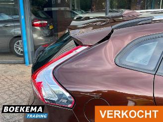 Volvo V-40 Cross Country 2.0 T3 Nordic+ Led Navi Climate Cruise Stoelverw. picture 10