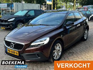Volvo V-40 Cross Country 2.0 T3 Nordic+ Led Navi Climate Cruise Stoelverw. picture 4