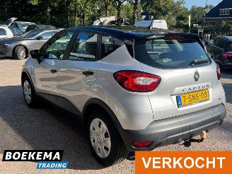 Renault Captur 0.9 TCe Authentique Airco Cruise Trekhaak picture 3