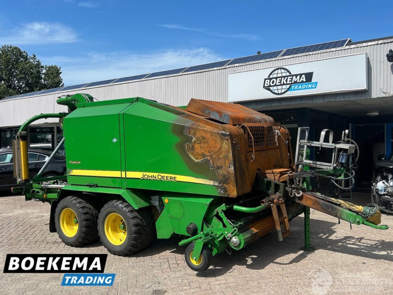 John Deere  744 Balenpers