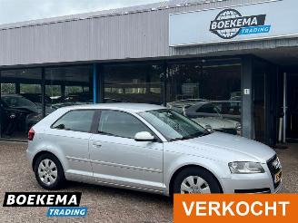 Audi A3 1.6 TDI Attraction Navigatie Cruise Climate picture 1