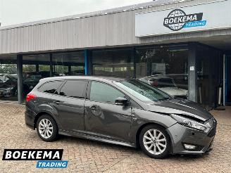 Ford Focus Wagon 1.5 TDCI ST-Line Leer Navi Camera Clima Cruise PDC picture 1