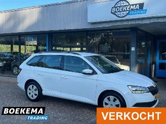 krockskadad bil auto Skoda Fabia Combi 1.0 Active Airco Cruise 2019/1