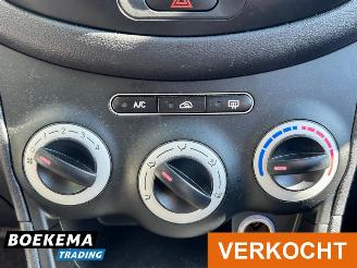 Hyundai I-10 1.25i Dynamic Automaat Airco 5-Deurs picture 27