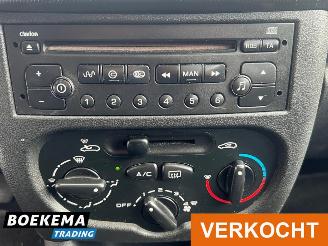 Peugeot 206 1.1 XR Airco 5-Deurs Elek-Ramen picture 23
