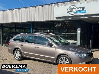 skadebil auto Skoda Superb Combi 1.8 TSI Comfort Memory Climate Cruise Stoelverw. PDC 2010/2