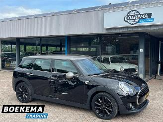 Schadeauto Mini Clubman Cooper 1.5 Business Automaat Navigatie Climate Cruise NL-Auto! 2016/9
