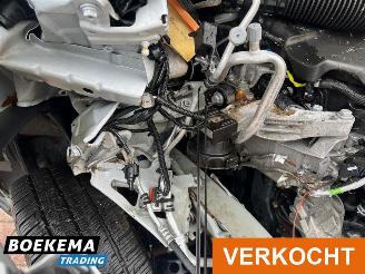 Renault Trafic 2.0 DCI Navigatie Climate Cruise Trekhaak PDC picture 14
