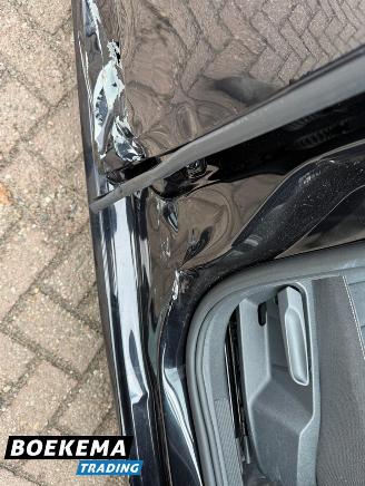 Volkswagen Golf 1.4 TSI Highline Navigatie Climate Camera Cruise picture 13