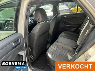 Volkswagen T-Roc 1.5 TSI R-Line Virtual Keyless Led Camera Stoelverw. picture 15
