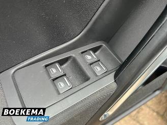 Volkswagen Beetle 1.4 TSI Cabrio Xenon Navi Airco Stoelverw. PDC picture 25