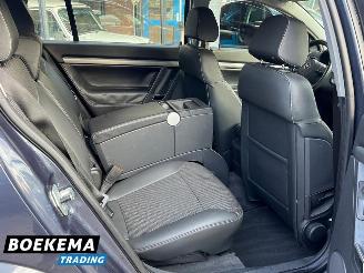 Opel Signum 2.2 16V Executive 155PK Aut Navi Cruise PDC Trekh. picture 19