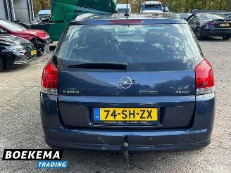 Opel Signum 2.2 16V Executive 155PK Aut Navi Cruise PDC Trekh. picture 14