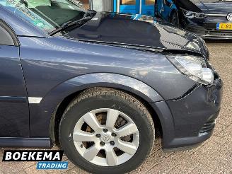 Opel Signum 2.2 16V Executive 155PK Aut Navi Cruise PDC Trekh. picture 7