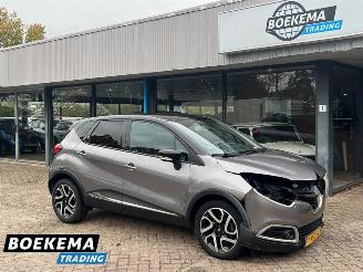 Damaged car Renault Captur 1.5 DCI Dynamique Leder Navi Climate PDC 2014/7