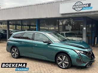 krockskadad bil auto Peugeot 308 SW 1.6 Plug-in Hybrid 180 Navi Cruise Climate Trekh. PDC 2023/11
