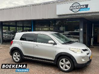 krockskadad bil auto Toyota Urban Cruiser 1.3 VVT-i Aspiration Navi Climate Trekh. 2011/1