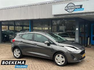 krockskadad bil auto Ford Fiesta 1.1 Trend Navi Climate Cruise PDC 2019/2