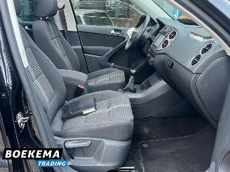 Volkswagen Tiguan 2.0 TDI Comfort&Design Pano Stoelverw. Cruise Climate PDC Trekh. picture 22