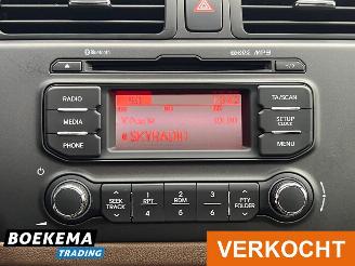 Kia Rio 1.4 CVVT 110PK Super Pack Leer Open-Dak Navigatie Stoelverw picture 37