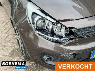 Kia Rio 1.4 CVVT 110PK Super Pack Leer Open-Dak Navigatie Stoelverw picture 6