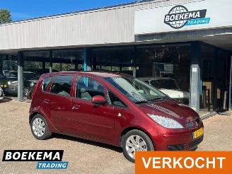 krockskadad bil auto Mitsubishi Colt 1.3 Invite Airco 5-Deurs 2006/12