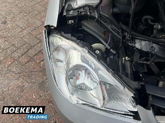 Mercedes A-klasse A160 Business 5-Drs Navi Airco PDC Trekh. picture 11