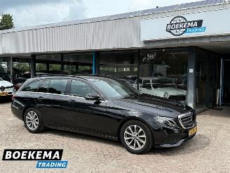 krockskadad bil bedrijf Mercedes E-klasse 200d Avantgarde Automaat Luchtvering Navigatie Cruise PDC 2018/6