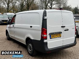 Mercedes Vito 111 CDI Lang 3-Persoons Navi Airco Cruise picture 3