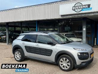 Vaurioauto  passenger cars Citroën C4 cactus 1.2 PureTech Shine Navi Climate Cruise PDC 2017/4