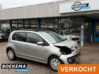 Damaged car Volkswagen Up! 1.0 High Up! Panorama Airco PDC Cruise 5-Deurs 2013/9