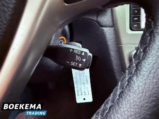 Toyota Avensis wagon 1.8 VVTi Navigatie Camera Climate Cruise picture 27