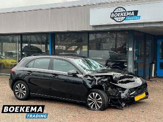 uszkodzony samochody osobowe Mercedes A-klasse 180 Business Line Facelift Navi Camera Clima SHZ 2023/5