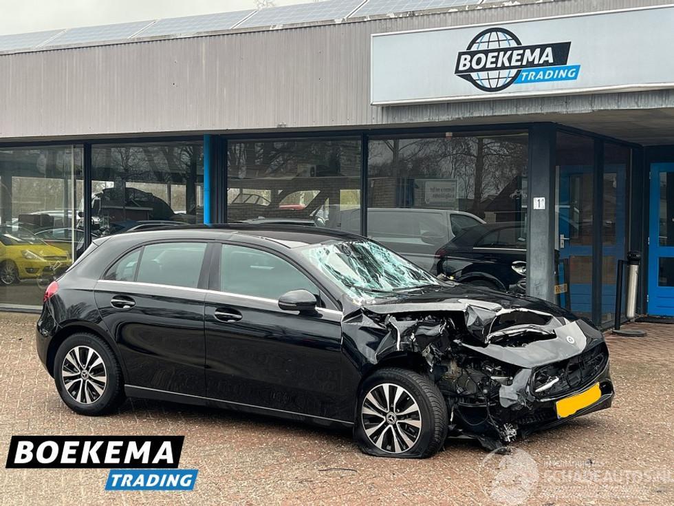 Mercedes A-klasse 180 Business Line Facelift Navi Camera Clima SHZ