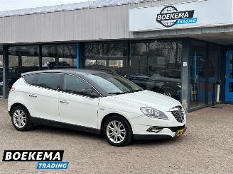Unfallwagen Lancia Delta 1.4 16V Oro Airco Half-Leer 2010/5