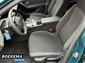 Peugeot 308 SW 1.6 Plug-in Hybrid 180 Active Pack Business picture 12