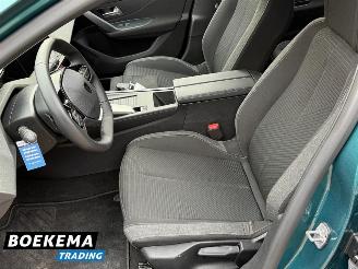 Peugeot 308 SW 1.6 Plug-in Hybrid 180 Active Pack Business picture 12