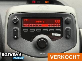 Peugeot 108 1.0 e-VTi Active Airco 5-Deurs picture 23