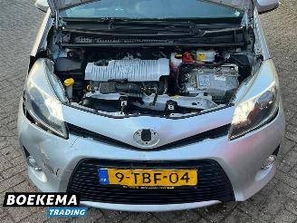 Toyota Yaris 1.5 Full Hybrid Aspiration Navi Climate Cruise Camera picture 9