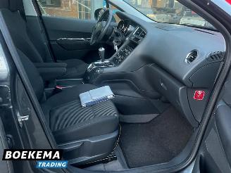 Peugeot 5008 1.6 THP ST Aut Panorama Navigatie Climate Cruise PDC Glazen dak picture 18