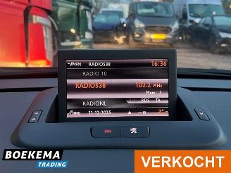 Peugeot 5008 1.6 THP ST Aut Panorama Navigatie Climate Cruise PDC Glazen dak picture 25
