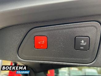 Peugeot 3008 1.2 PureTech Premium Keyless Virtual Navi Camera PDC picture 24