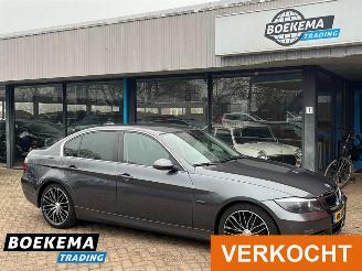 krockskadad bil auto BMW 3-serie 325i Business 218PK Navi Climate Cruise PDC Trekh. 2007/9