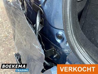 Kia Ceed 1.4 T-GDi Executive 140PK Aut Leer Pano JBL Keyless Stoel/Stuurverw. Camera picture 12