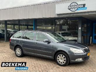 Voiture accidenté Skoda Octavia Combi 1.2 TSI Ambition Xenon Cruise Airco 2012/4