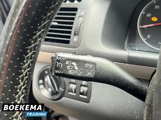 Volkswagen Touran 1.4 TSI Cross Xenon Airco Cruise PDC Trekh. picture 19