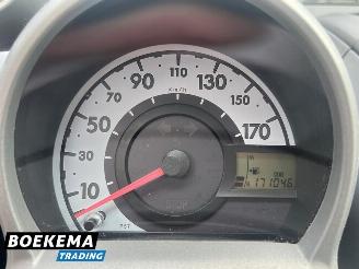 Peugeot 107 1.0-12V XS Airco 5-Deurs picture 19
