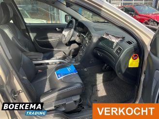 Volvo Xc-70 2.4 T Comfort Line 200 PK Leder Airco Cruise Trekh. picture 21