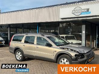 Volvo Xc-70 2.4 T Comfort Line 200 PK Leder Airco Cruise Trekh. picture 1